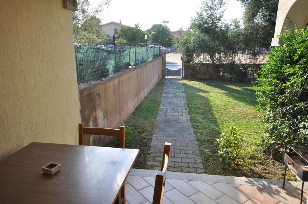 Villette Via Carbonia บูโดนี ภายนอก รูปภาพ